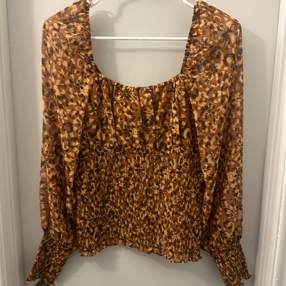 NWT Steven Madden Shannon Top in Mocha Bisque size medium - Picture 13 of 13